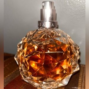 Ari by Arianna grande